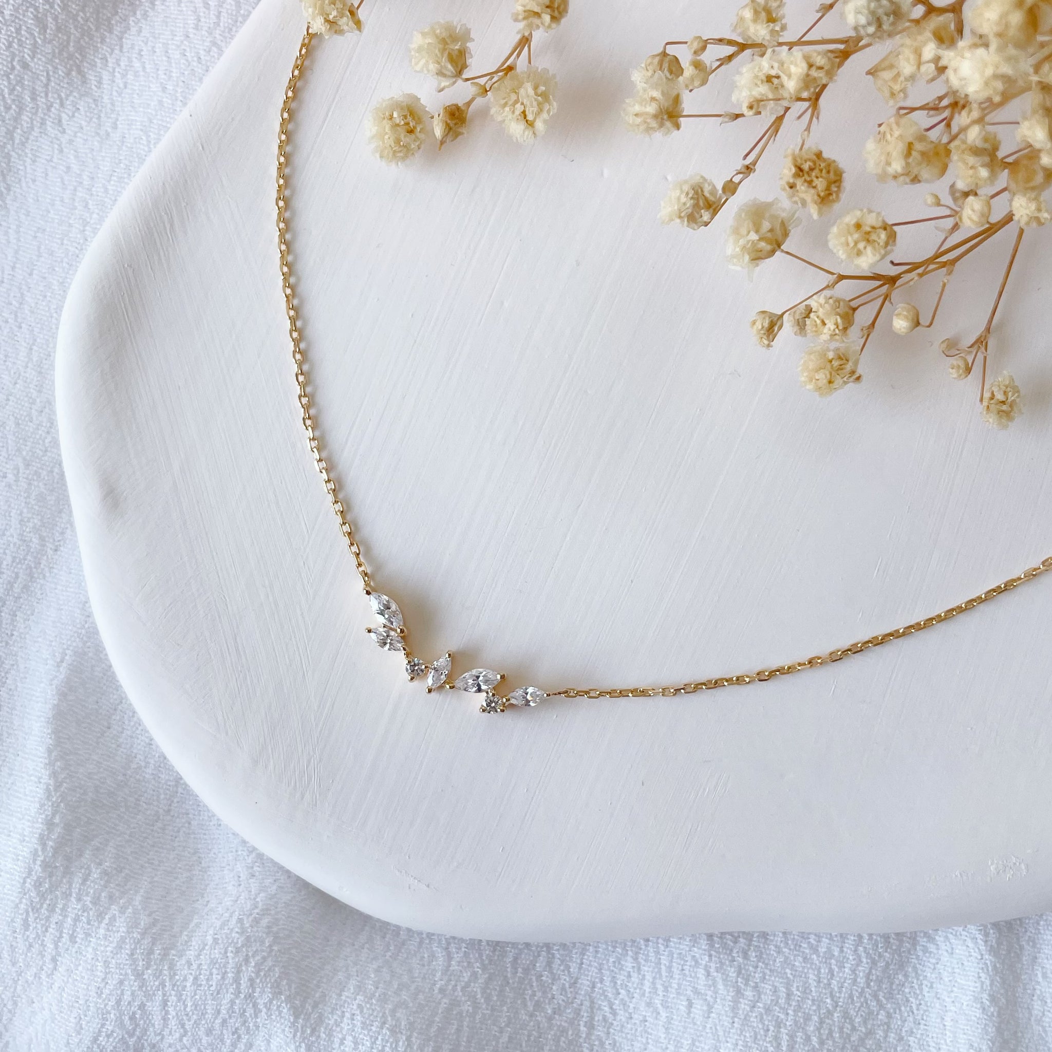 collier serti de zirconium - plaqué or