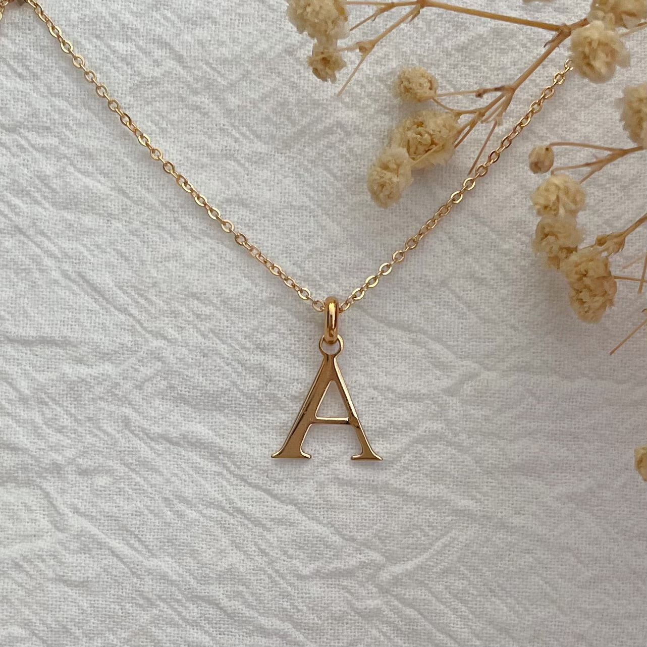 collier & médaille initial - plaqué or