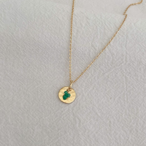 collier Gisèle agate verte - plaqué or & médaille martelée