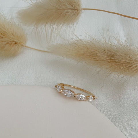 bague fine zirconiums sertis - plaqué or