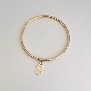 jonc classique avec médaille initiale